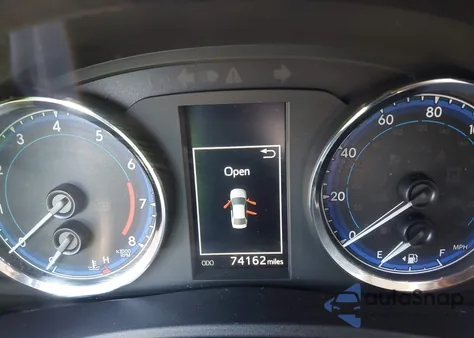 2019 Toyota Corolla Se z USA, uszkodzony, nr VIN 2T1BURHE2KC229015